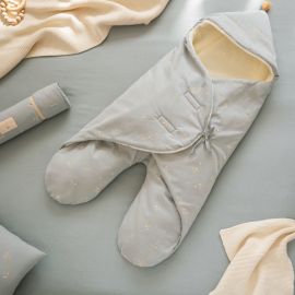 Kiss Me baby wrapper - Willow soft blue